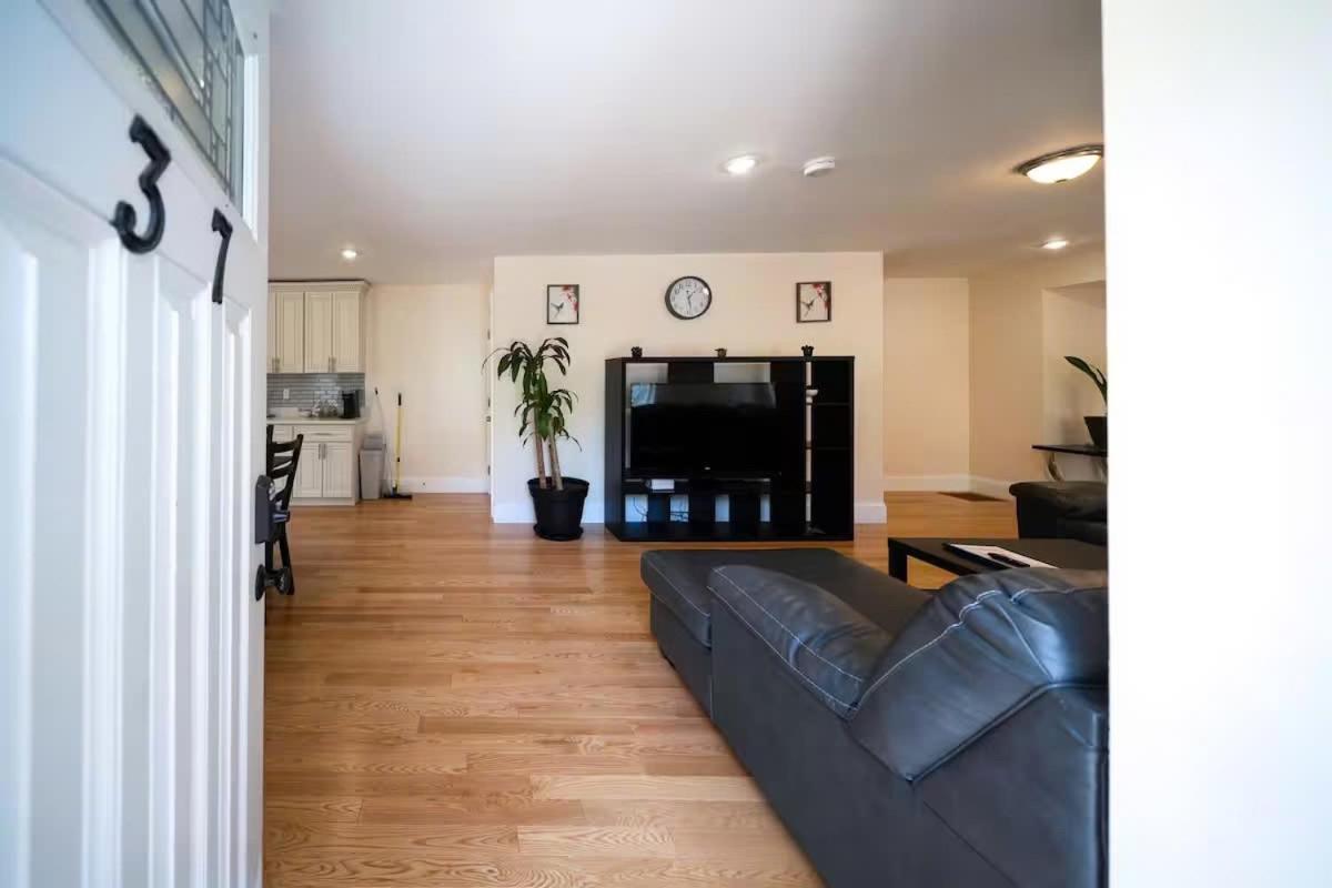 37 - 3Br Quincy - Cozy Townhouse Near Blue Hills Apartment Luaran gambar