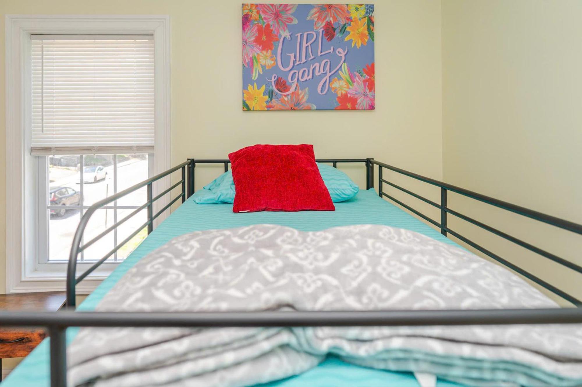 37 - 3Br Quincy - Cozy Townhouse Near Blue Hills Apartment Luaran gambar
