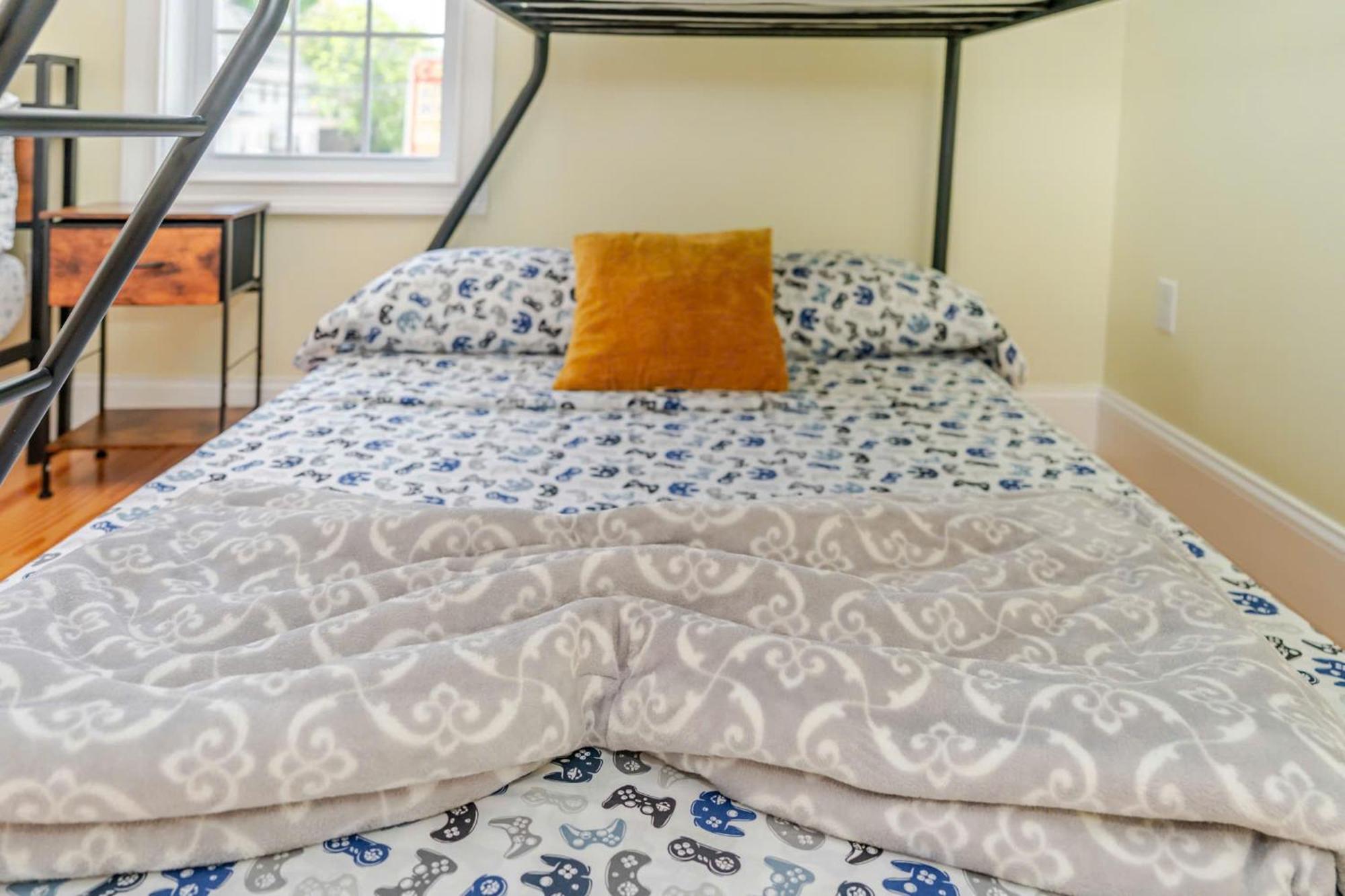 37 - 3Br Quincy - Cozy Townhouse Near Blue Hills Apartment Luaran gambar